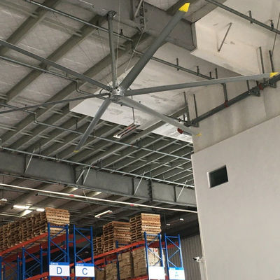 Un bon prix. Ateliers de refroidissement par air Ventilateur de plafond d'usine géant / Ventilateurs industriels en ligne