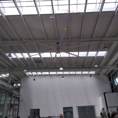 Un bon prix. Taille géante de grande de Hvls de puissance grande de plafond de fan ventilation industrielle de refroidissement à l'air en ligne