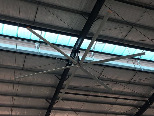 Un bon prix. 380AC 1.5kw moteur grande pagaie ventilateurs de plafond géants extra-grands en ligne