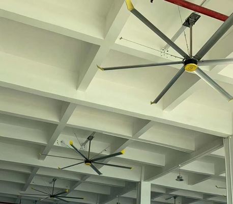Un bon prix. Refroidissement par air Grands ventilateurs HVLS en ligne
