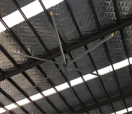 Un bon prix. Ventilateur de plafond industriel de 50 tours par minute en ligne
